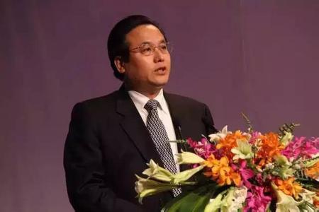 东风集团免去朱福寿总裁及授权代表职务