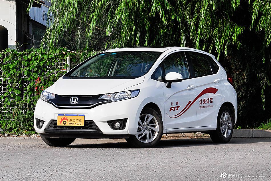 敢跟混动拼 最省油的小型轿车排行TOP5