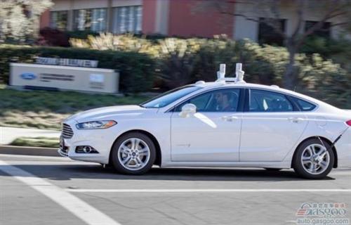 福特无人驾驶技术获准明年上路测试