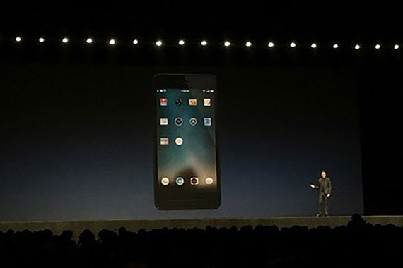 锤子驾驶：老罗为我们“严肃”地导航