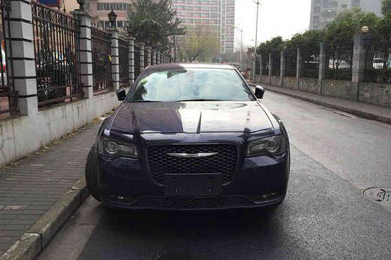 克莱斯勒新款300S国内谍照 将进口销售