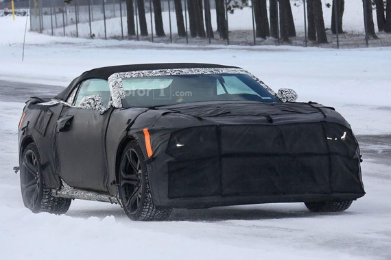 新科迈罗ZL1敞篷版谍照 或2016年底上市