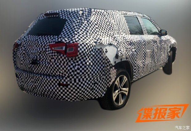 长安中型SUV CS95谍照曝光 2016年底推出 