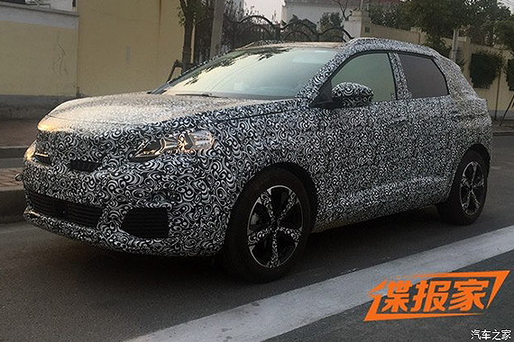 家族化设计 标致全新SUV尾部谍照曝光