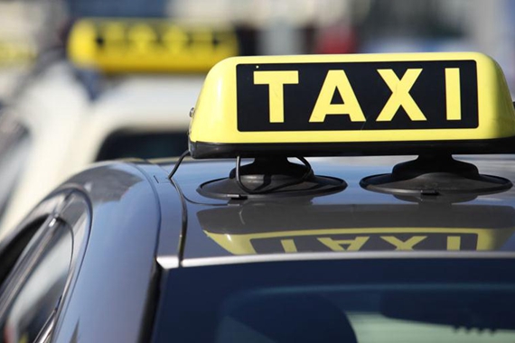 滴滴“快车拼车”再开12城 加速经济建设 