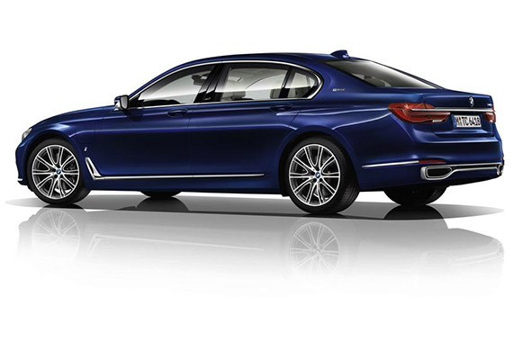 宝马4月美国销量下跌8% 豪车市场奔驰领先