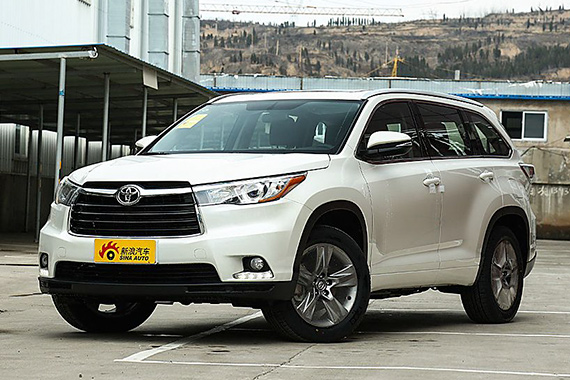 合资7座SUV推荐 搭载2.0T动力配全景天窗