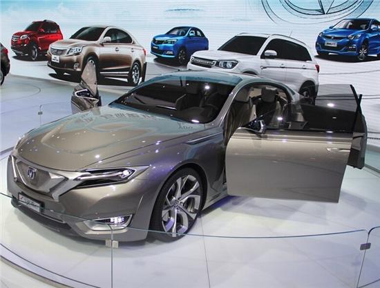 长安请来宝马总设计师操刀 天价薪水没白给