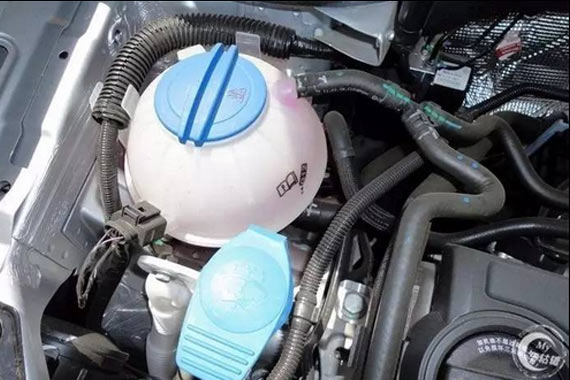 发动机喝不起高档的防冻液？大吃一惊！