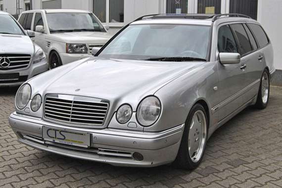 超13万美元 舒马赫出售E 55 AMG Wagon