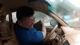 视频：胖哥杨力实测水下如何车内逃生