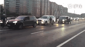 视频：这样的俄罗斯 你还敢路怒症吗？