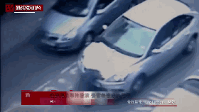 视频：公路暴力！一男子被汽车连环撞击