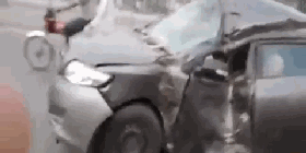 视频：这破车都能上路！车主的心真宽啊