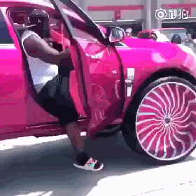 视频：全新座驾出门！天生高人一等