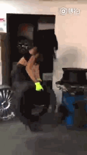 视频：为什么这家修理店的生意那么好？