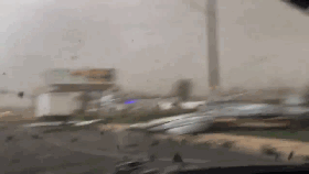 视频：末日既视感！这种天气还是别开车