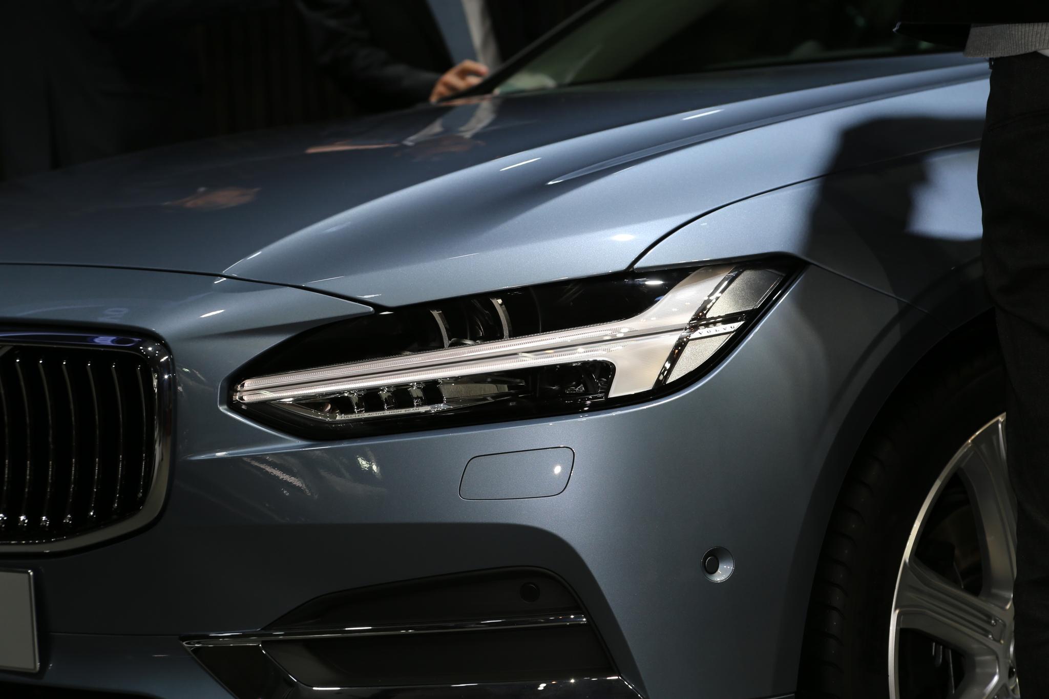 沃尔沃S90长轴距版首发 明年将国内上市