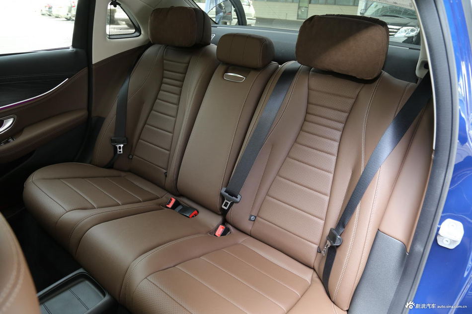 后排座椅更舒适