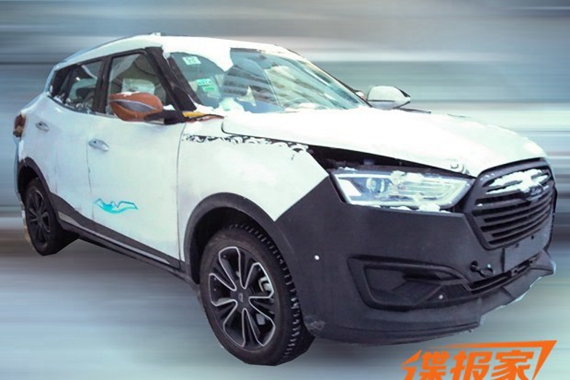 采用手动挡 汉腾全新紧凑SUV最新谍照 