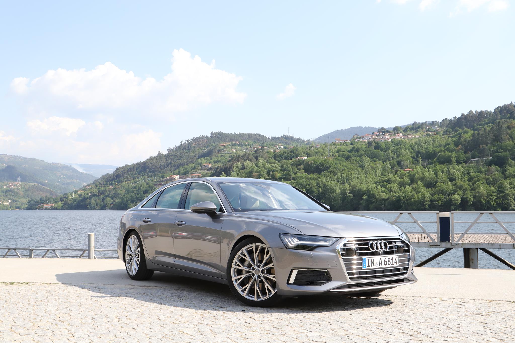 健身房出来的帅小伙 海外试驾全新奥迪A6