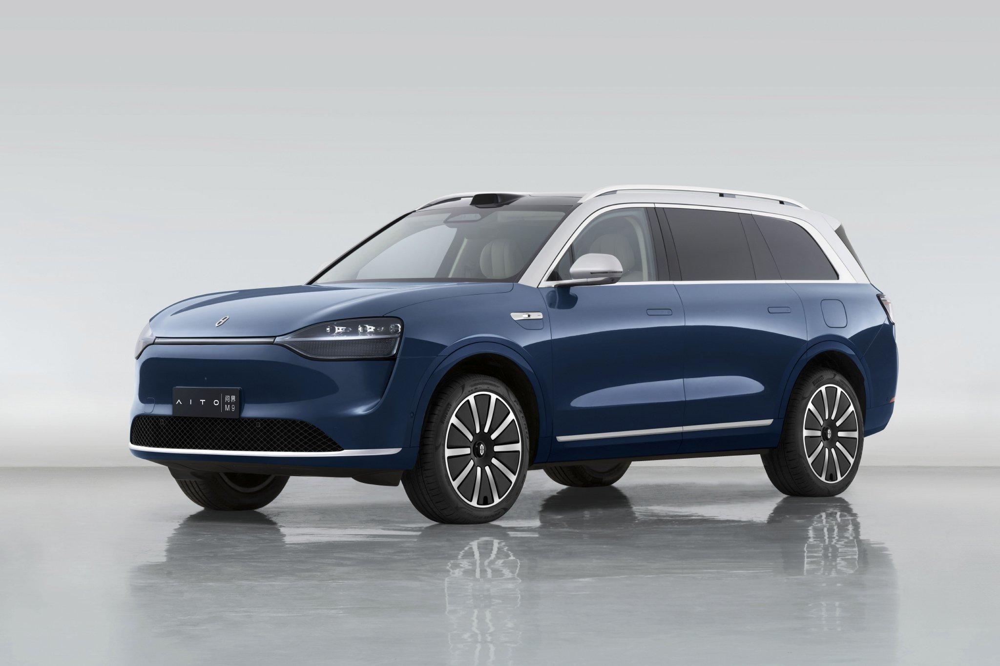 问界M9正式上市 售价46.98-56.98万元