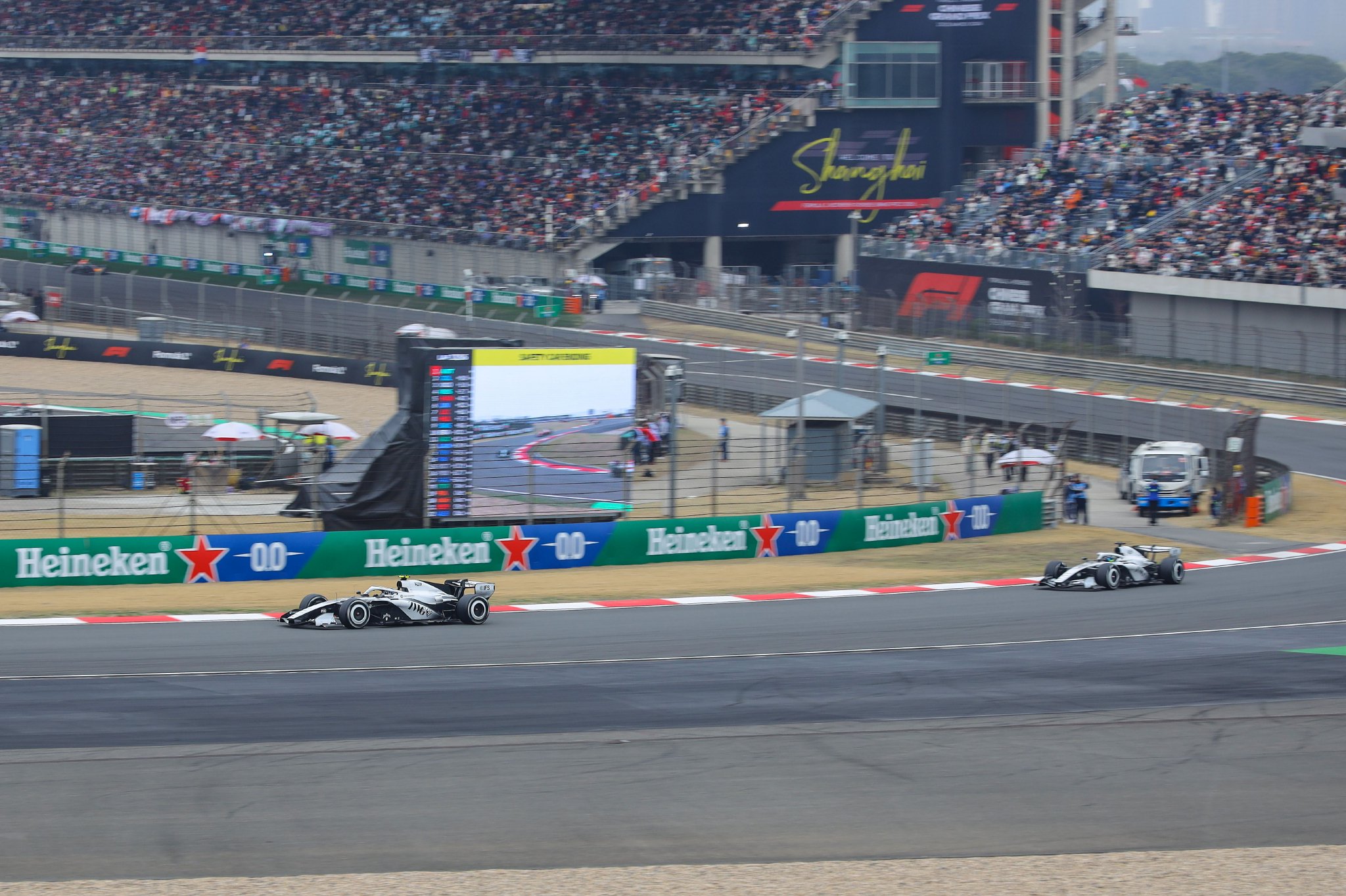 进步仍在继续 F1中国站凯迪拉克双车顺利完赛