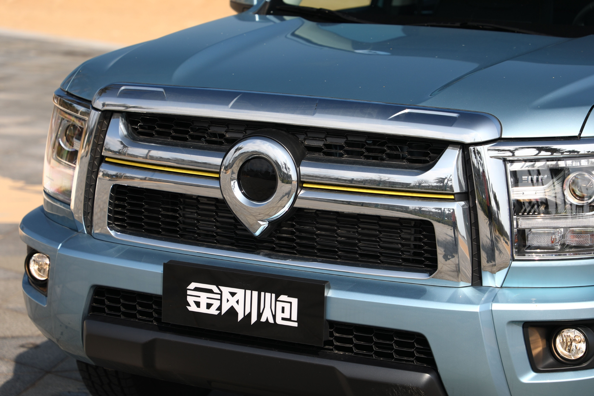 硬汉也要柔情 试驾金刚炮AT车型