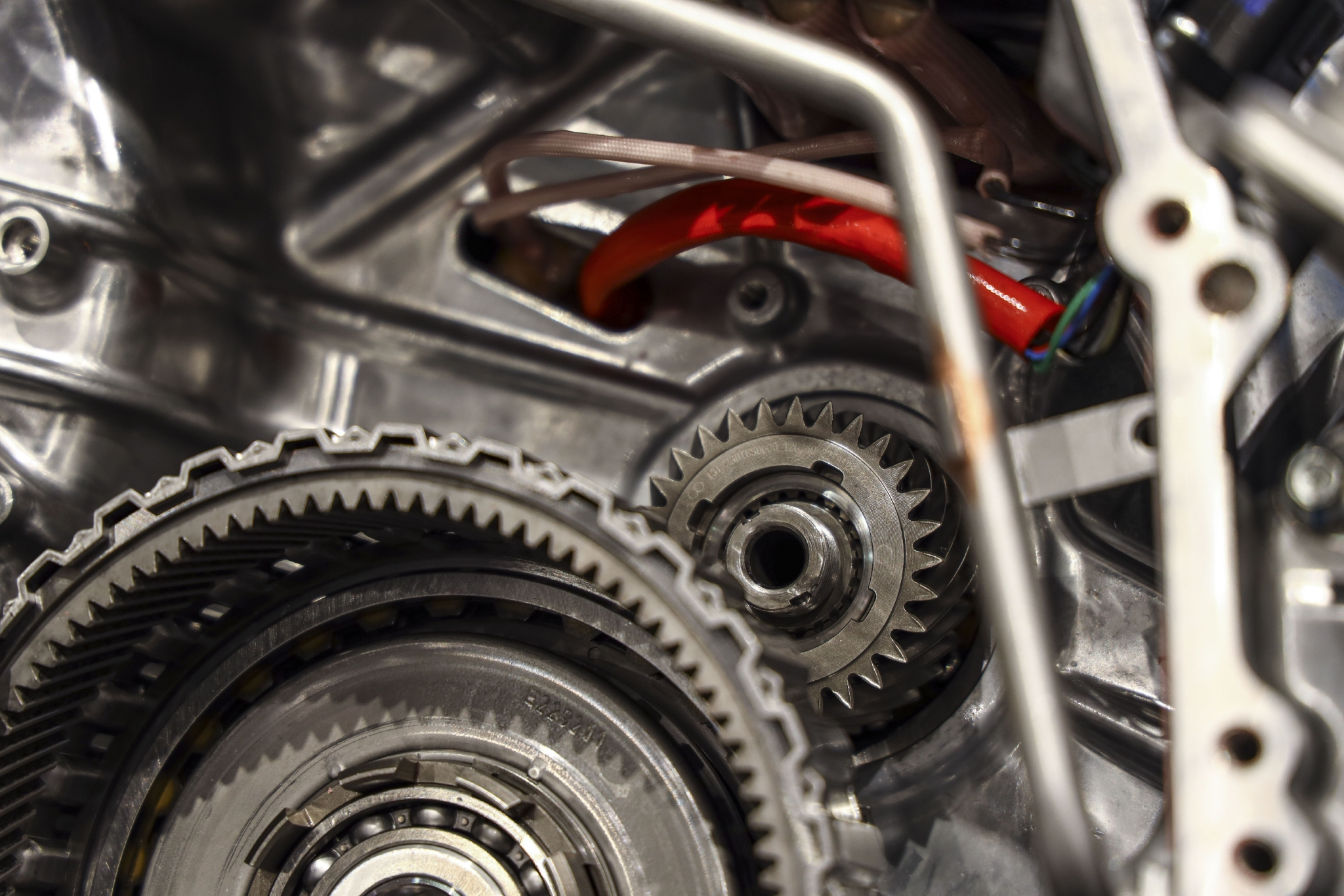 P1发电电机 与发动机输出轴耦合