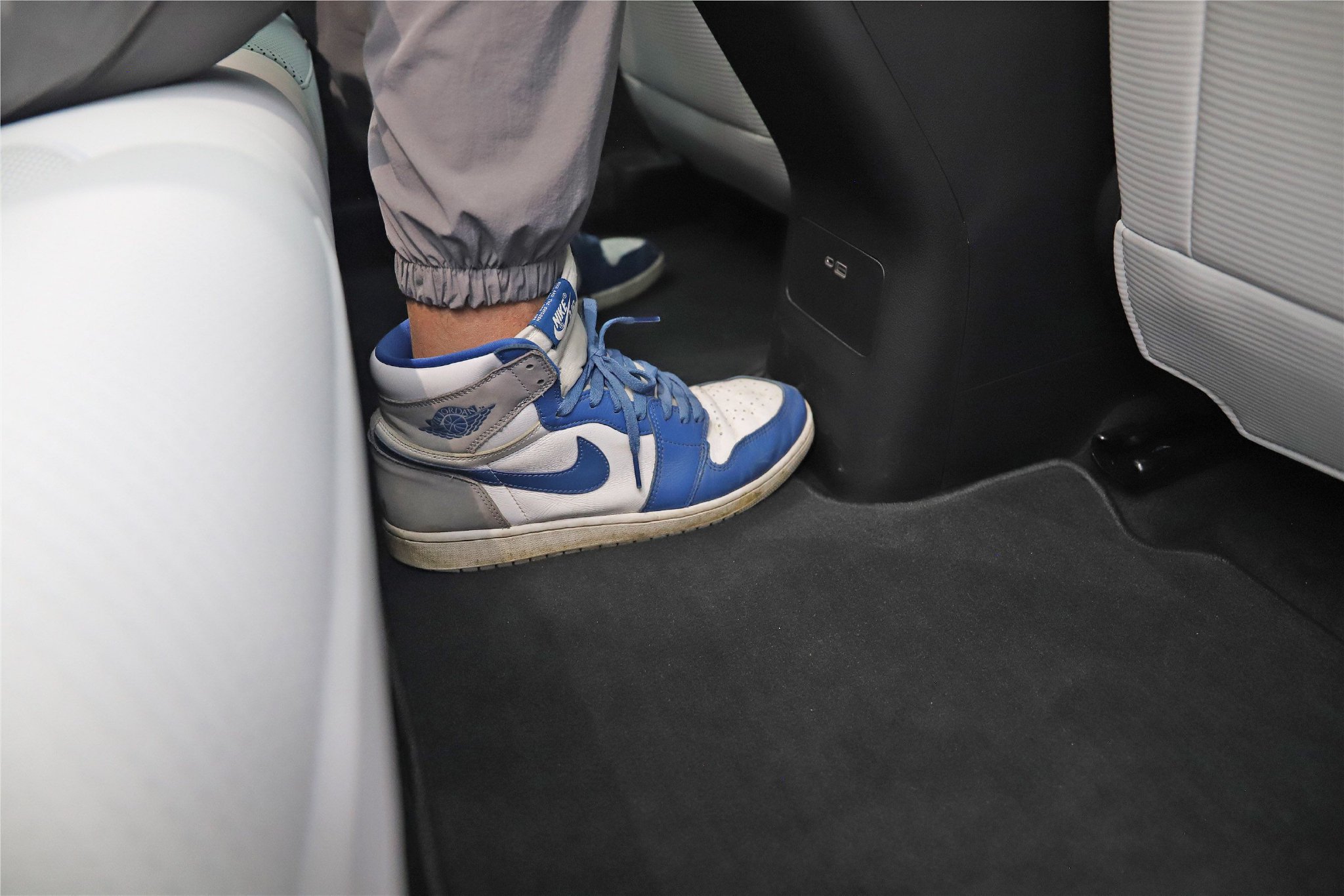 这回对味儿了! 静态体验别克E4