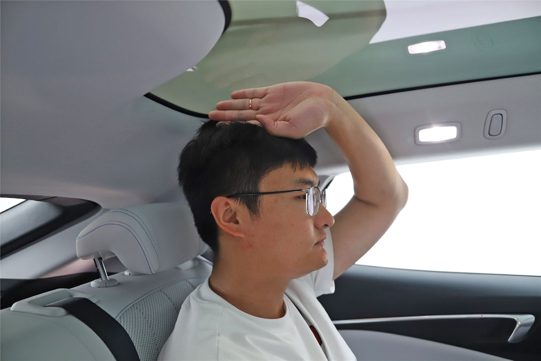 这回对味儿了! 静态体验别克E4