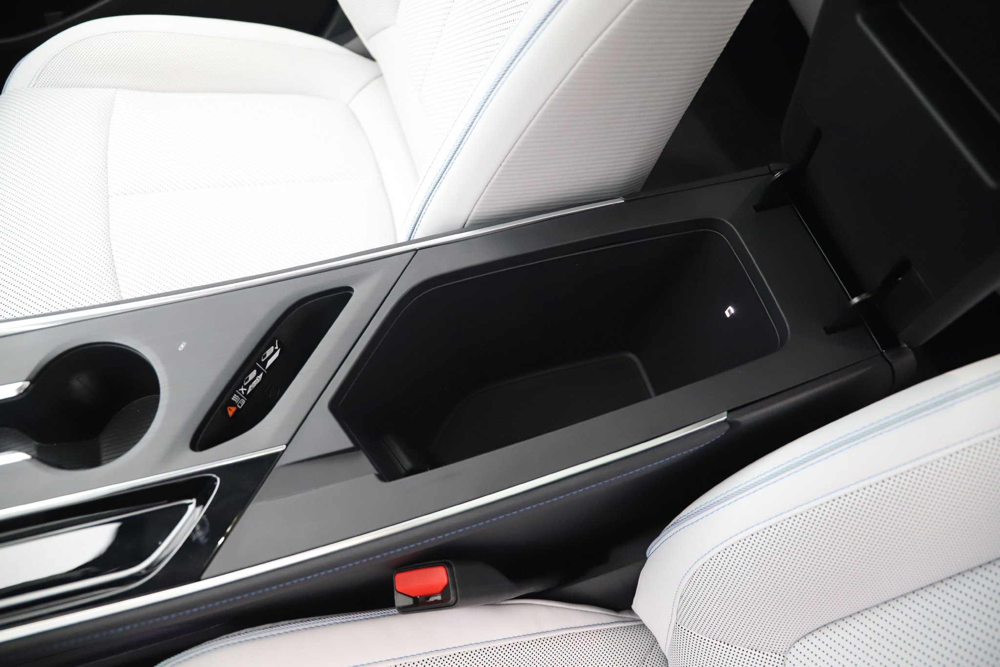 这回对味儿了! 静态体验别克E4