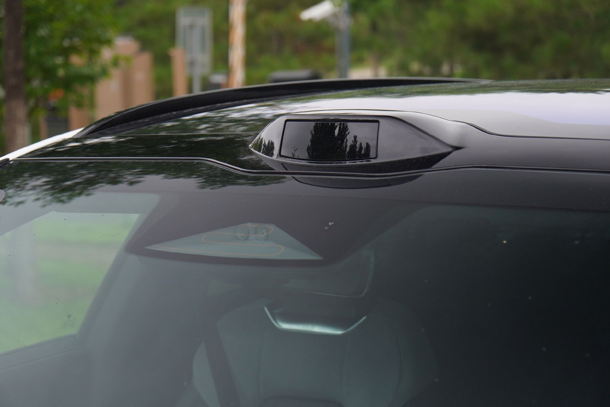 哪吒S猎装正式上市 售价15.99-20.99万元