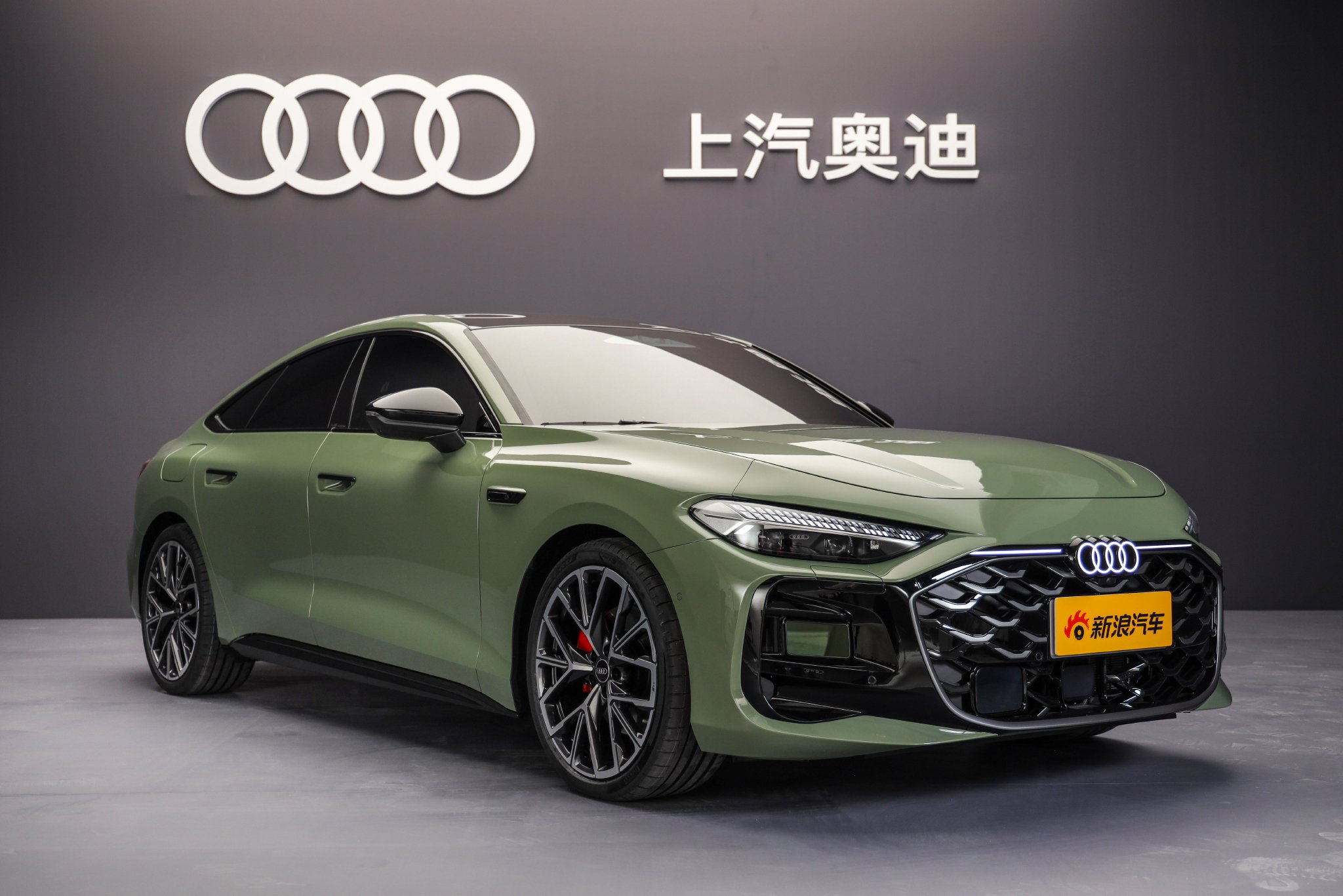 上汽奥迪A5L Sportback上市 限时臻享价25.99万元起
