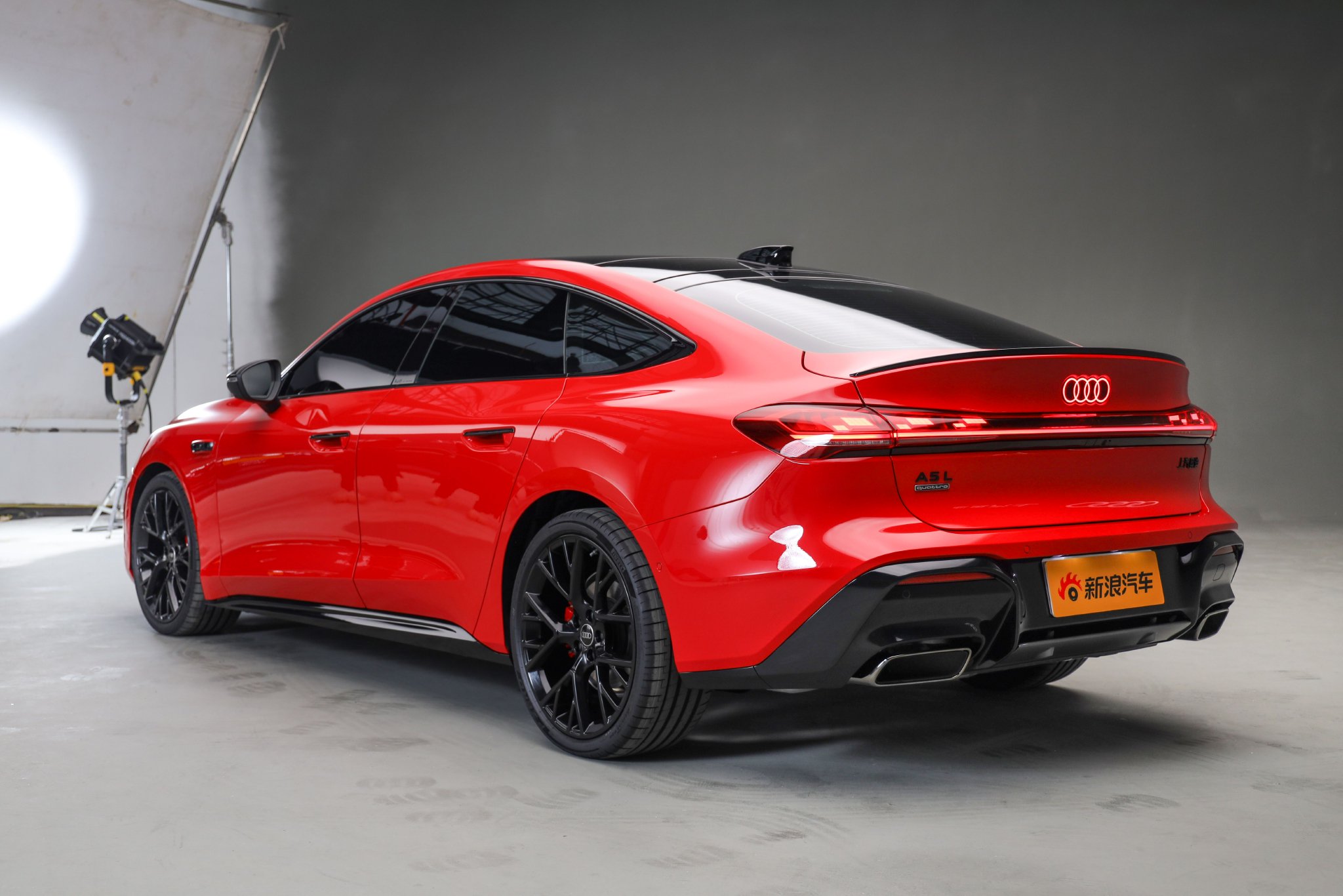 上汽奥迪A5L Sportback上市 限时臻享价25.99万元起