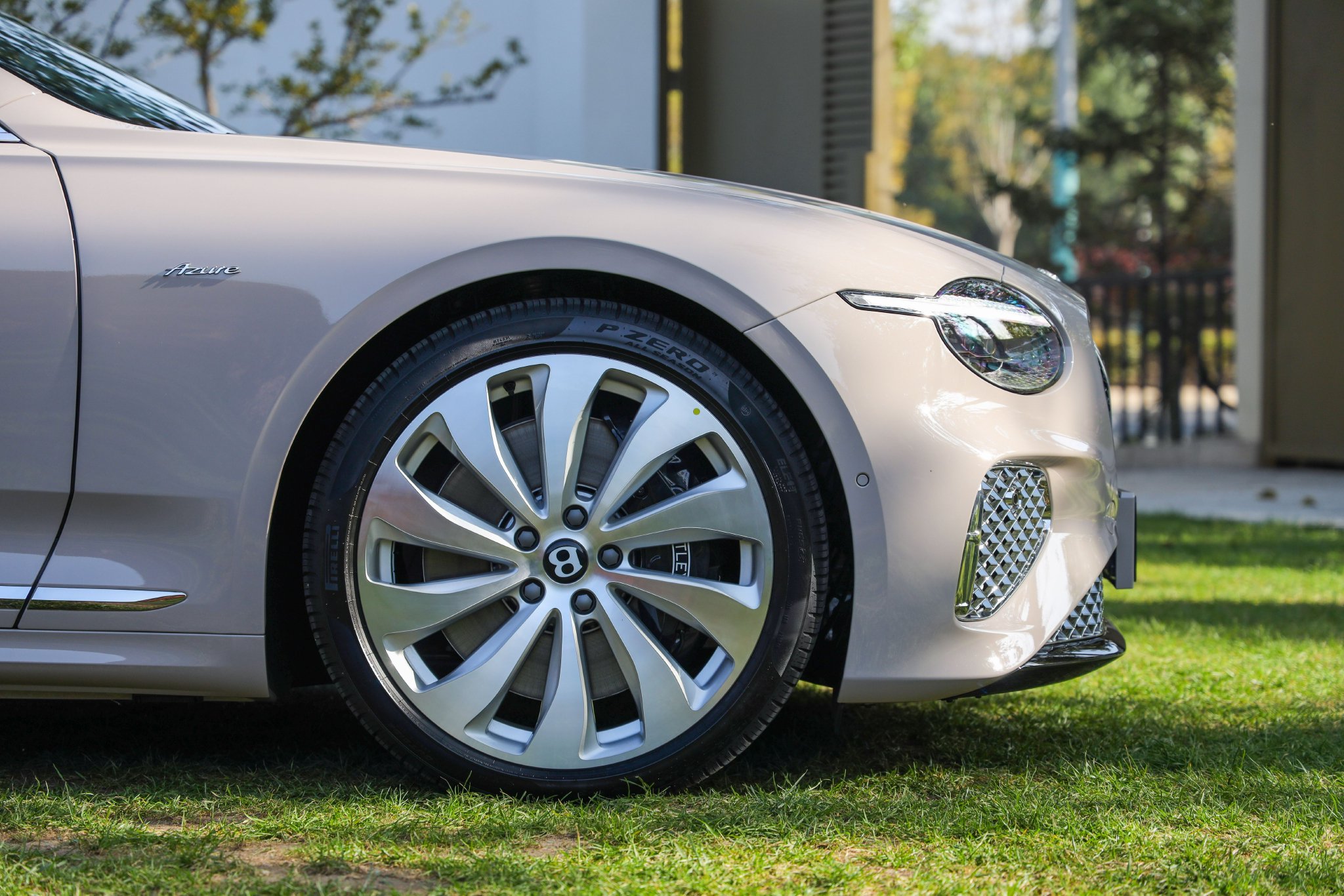 性能与舒适兼得 体验宾利欧陆GT雅度版