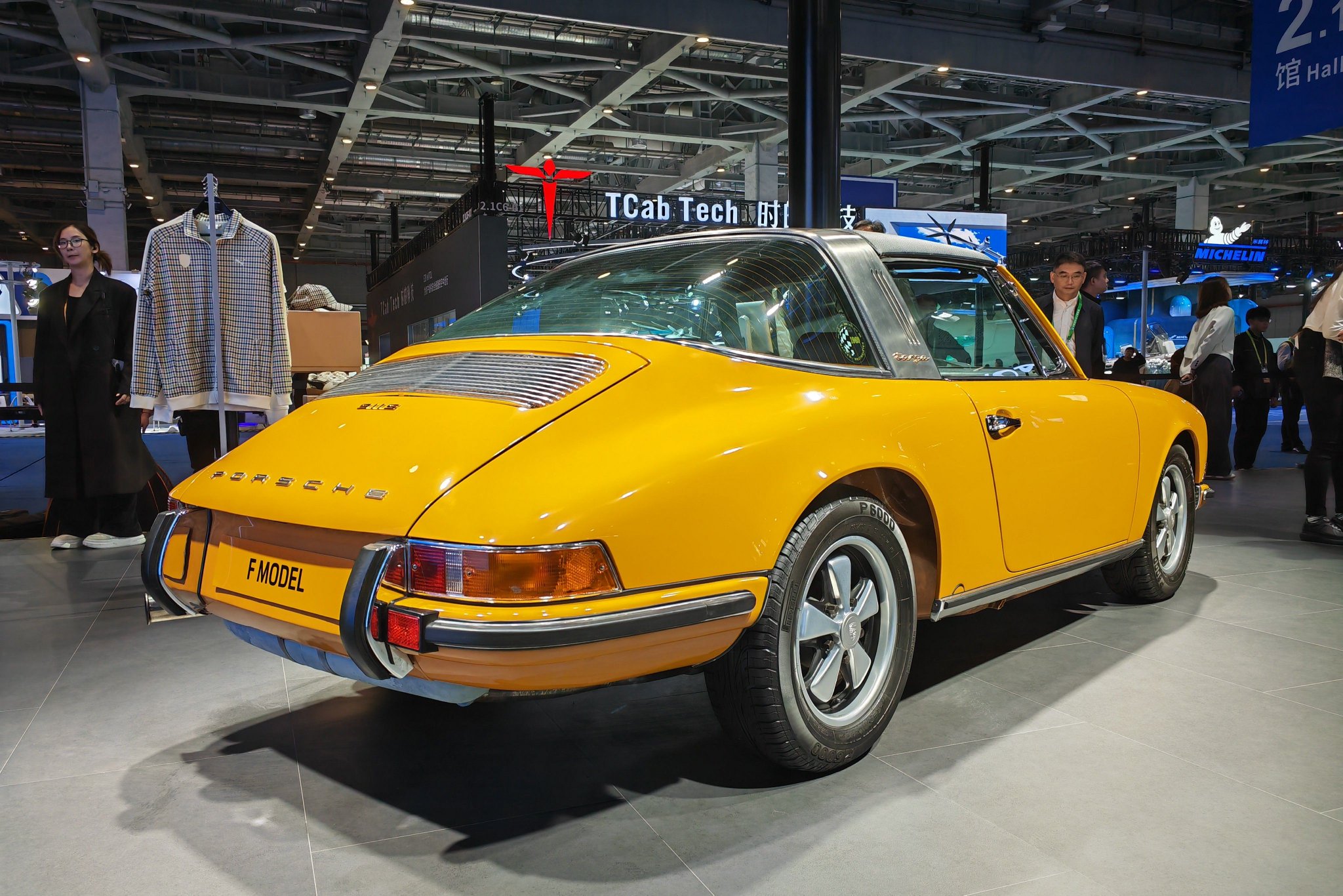 保时捷新款911 Turbo S于进博会亚洲首秀