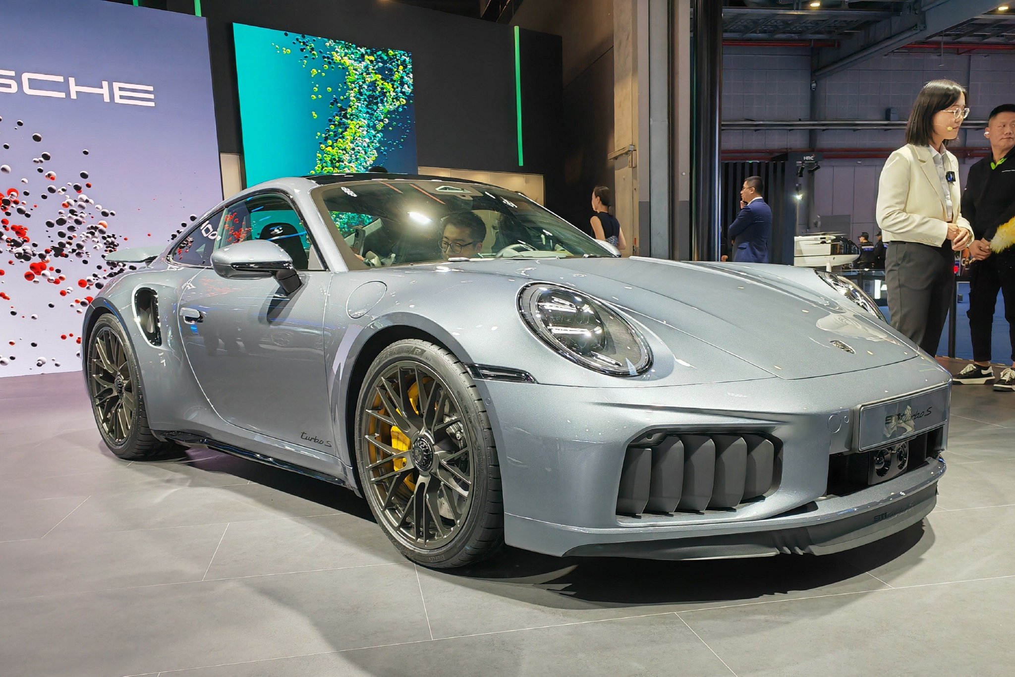 保时捷新款911 Turbo S于进博会亚洲首秀