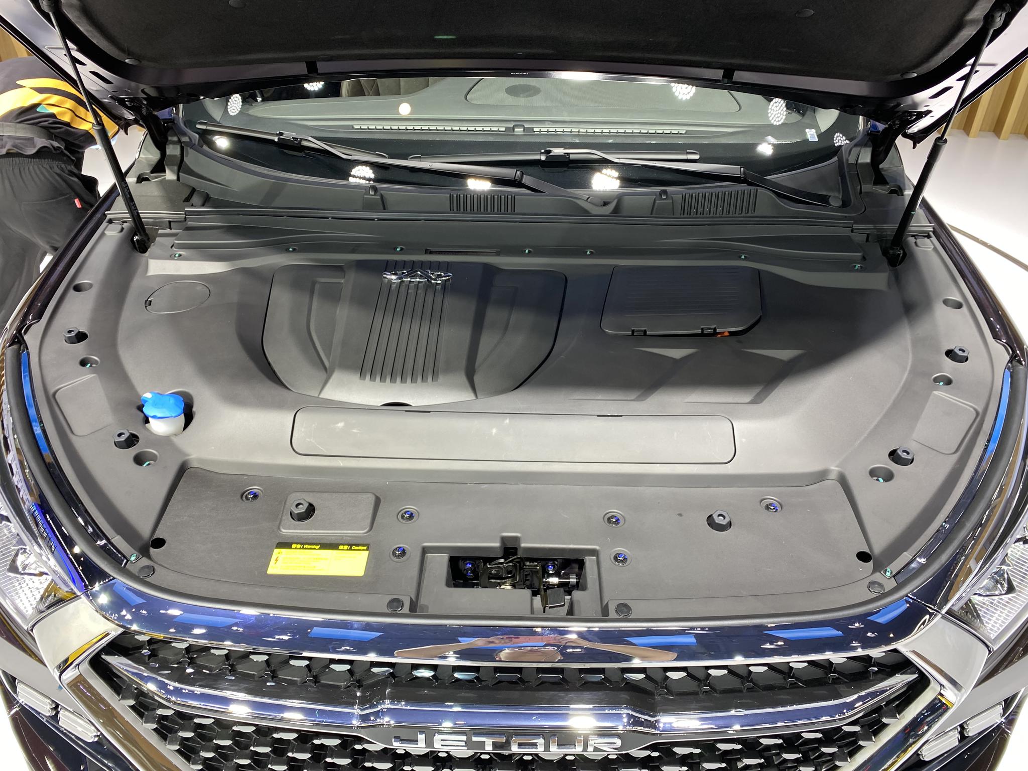 2020成都车展探馆:捷途X95热爱Pro版亮相