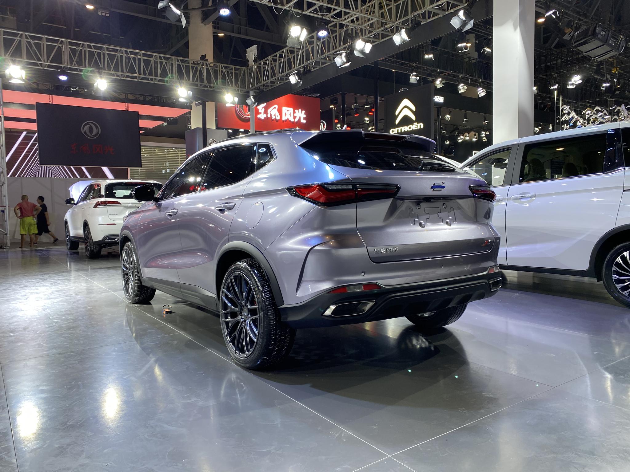 2020成都车展:长安全新欧尚X5亮相