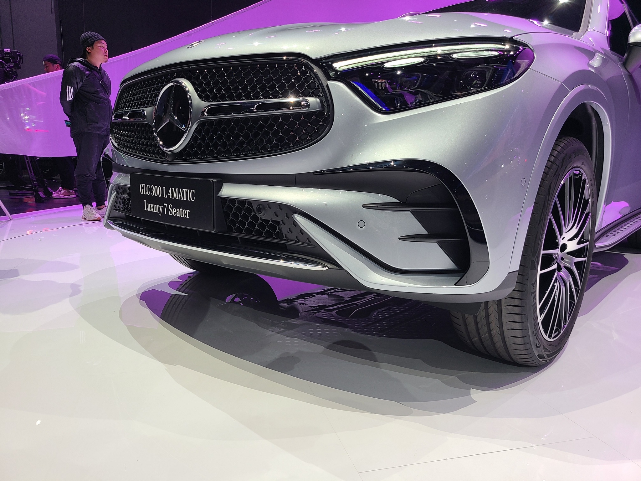 2023上海车展:奔驰全新GLC L上市 售42.78万起