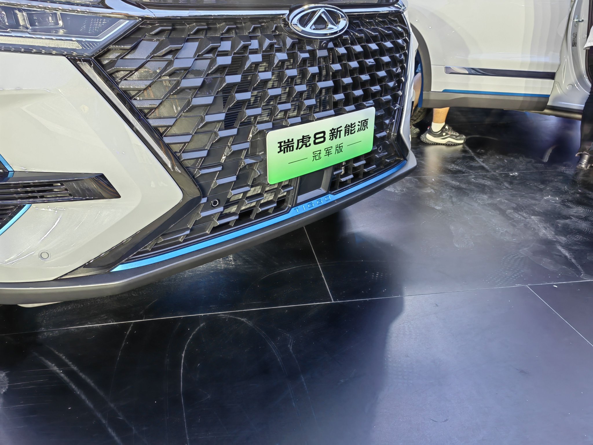 奇瑞瑞虎8冠军家族上市 售价12.69万元起