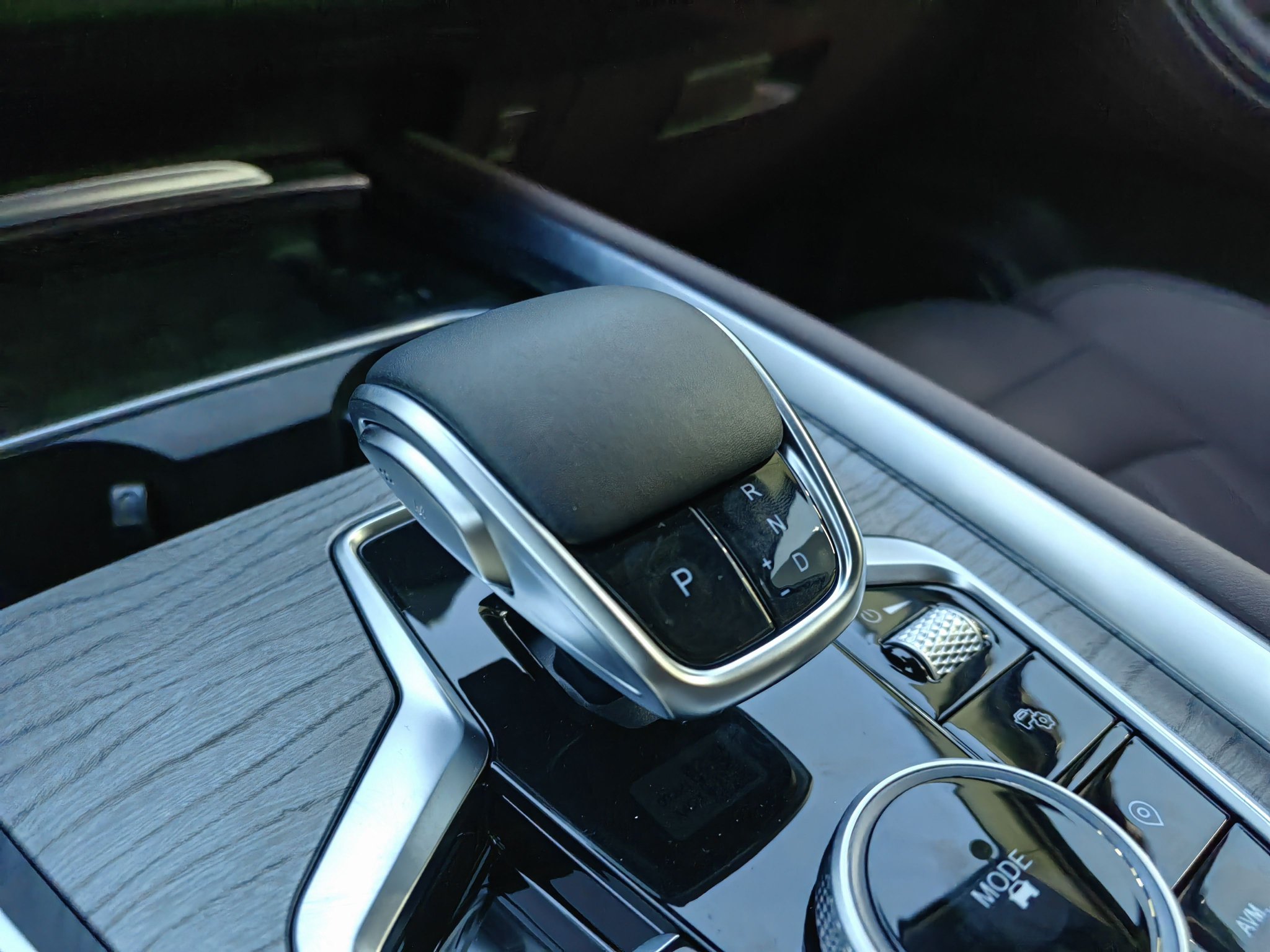 奇瑞瑞虎8冠军家族上市 售价12.69万元起