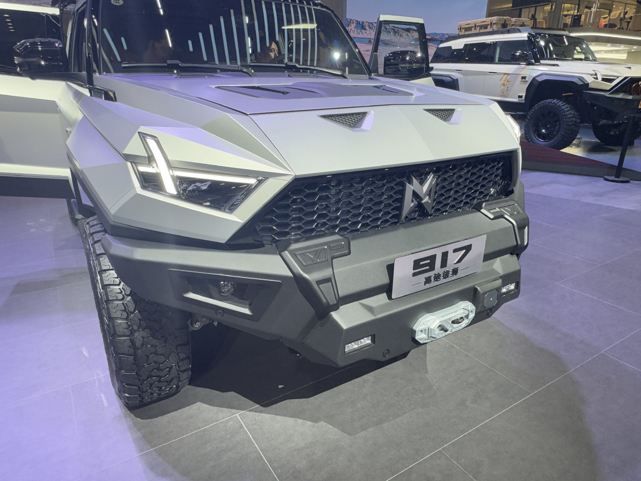 2024广州车展:猛士917高地雄狮售69.9万元