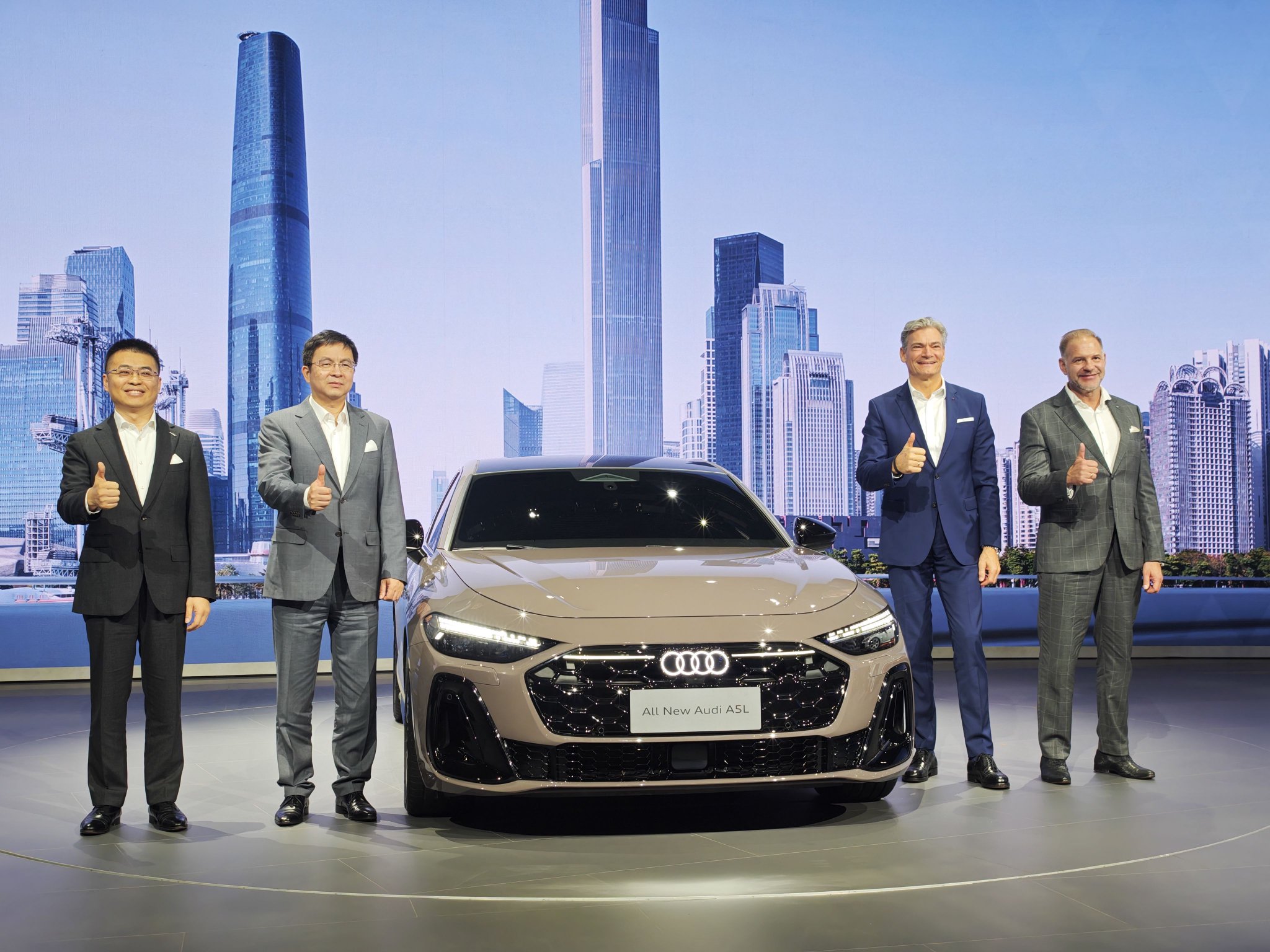 2024广州车展:一汽奥迪A5L首发亮相