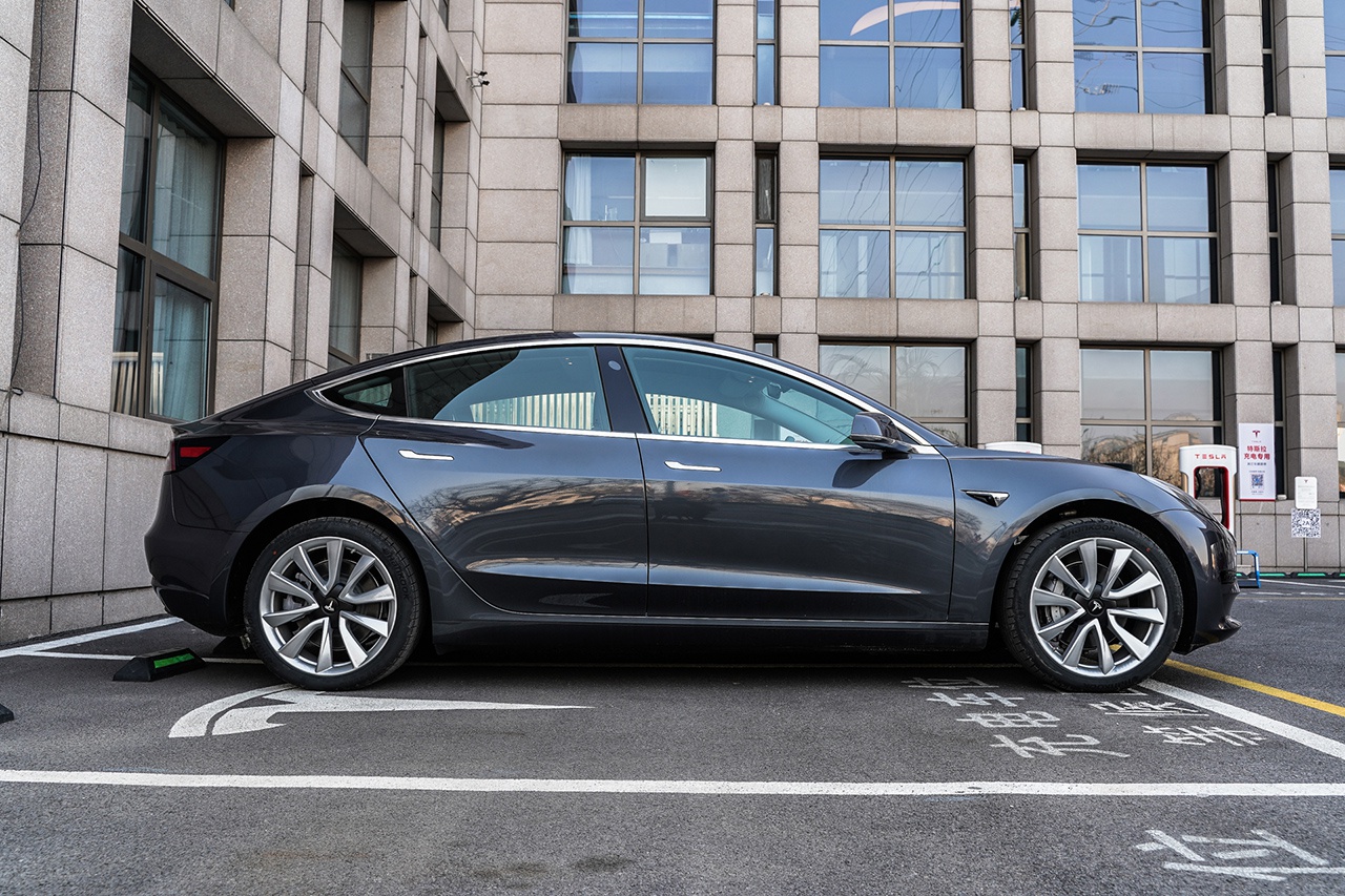 独家续航实测:当国产Model 3 SR+遇到北京环路
