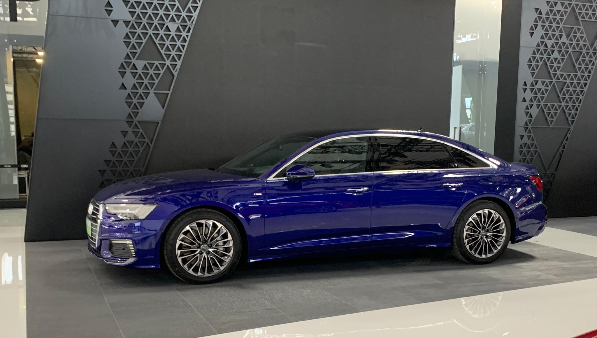2020海口新能源车展探馆:奥迪A6L e-tron