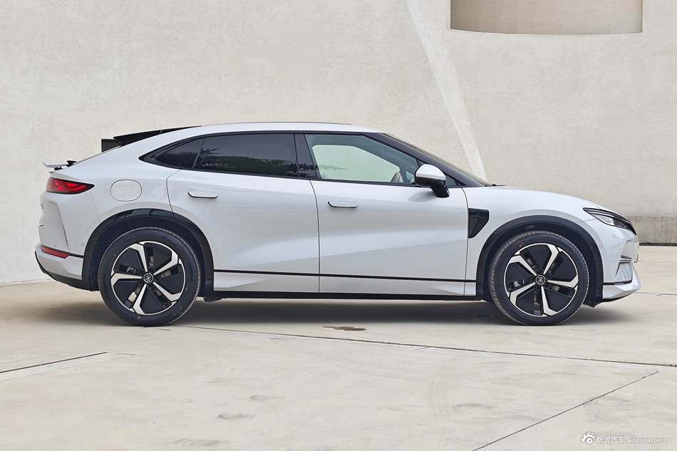 比亚迪宋L正式上市 售价18.98-24.98万元