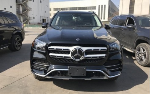 2020款奔驰GLS450店内现车加版配置更高