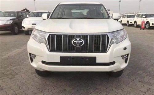 19款平行进口车中东版霸道2700销售